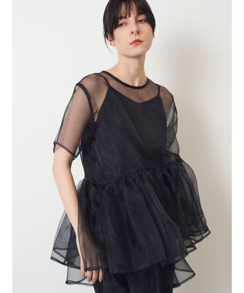 ELENDEEK（エレンディーク）の「【yuumi×ELENDEEK】CAMI SET ASYMMETRY BL（シャツ/ブラウス・レディース・アイボリー/ブラック/ブルー・FREE）」の17枚目の写真