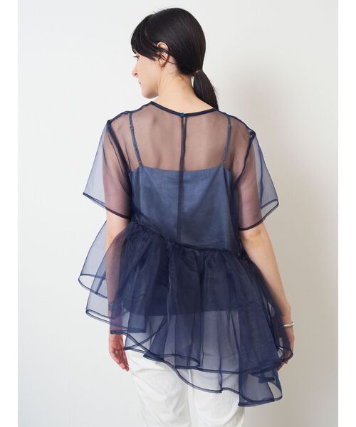 ELENDEEK（エレンディーク）の「【yuumi×ELENDEEK】CAMI SET ASYMMETRY BL（シャツ/ブラウス・レディース・アイボリー/ブラック/ブルー・FREE）」の20枚目の写真