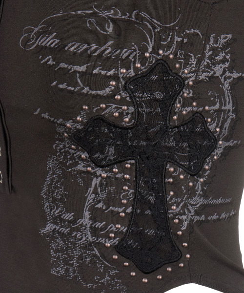 GILAARCHIVE（ギラアーカイブ）の「LACE CROSS PATCHED BUTTON CROP T-SHIRTS_CHARCOAL（Tシャツ/カットソー・レディース・その他・FREE）」の7枚目の写真