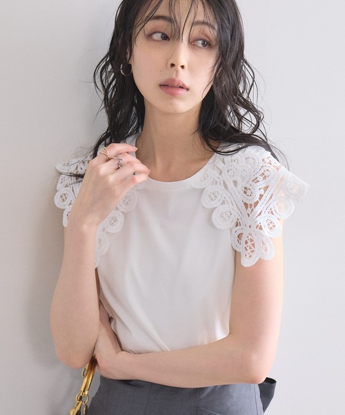&. NOSTALGIA(アンドドットノスタルジア)の「【接触冷感・UVカット】レース襟ノースリトップス(Tシャツ/カットソー・レディース・ブラック/オフホワイト・M)」の5枚目の写真
