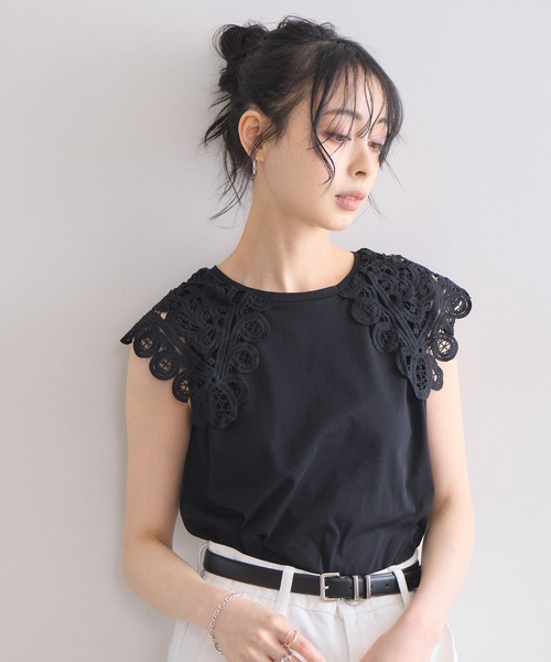 &. NOSTALGIA(アンドドットノスタルジア)の「【接触冷感・UVカット】レース襟ノースリトップス(Tシャツ/カットソー・レディース・ブラック/オフホワイト・M)」の9枚目の写真
