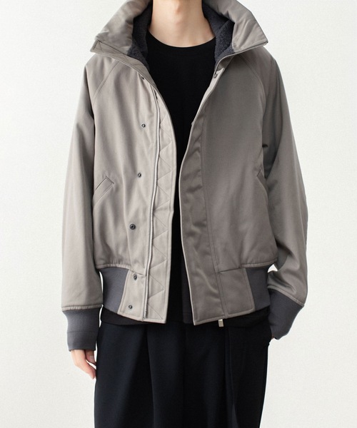 ATTACHMENT(アタッチメント)の「NY/CO サテン N 2Bジャケット / NY/CO SATIN N 2B JACKET(ミリタリージャケット・メンズ・グレー/ブラック・1/4/3/2)」の1枚目の写真