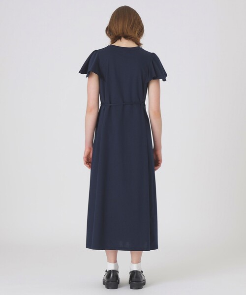 BLUE LABEL CRESTBRIDGE(ブルーレーベルクレストブリッジ)の「ラッフルスリーブドレス(ワンピース・レディース・ダークネイビー/ブラック・38/40/36)」の4枚目の写真
