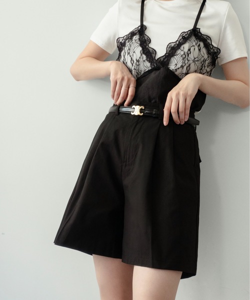 on:nue（オンニュ）の「【on:nue】[美脚見え、大人のハーフパンツ/ 着用動画あり！] ツータックハーフショートパンツ  /2026 SS COLLECTION（その他パンツ・レディース・ネイビー/ブラック/ホワイト/ベージュ・SMALL/MEDIUM）」の3枚目の写真