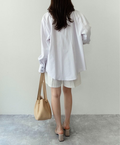 on:nue（オンニュ）の「【on:nue】[美脚見え、大人のハーフパンツ/ 着用動画あり！] ツータックハーフショートパンツ  /2026 SS COLLECTION（その他パンツ・レディース・ネイビー/ブラック/ホワイト/ベージュ・SMALL/MEDIUM）」の17枚目の写真