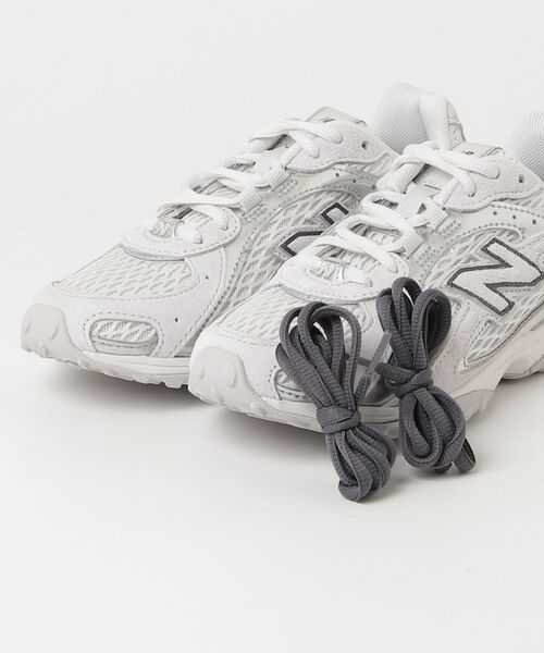 NEW BALANCE(ニューバランス)の「204L(スニーカー・レディース・ホワイト×シルバー/ベージュ/ピンク系その他・29.0cm/25.0cm/24.5cm/24.0cm/23.5cm/23.0cm/22.5cm/28.5cm/28.0cm/27.5cm/27.0cm/26.5cm/26.0cm/25.5cm)」の8枚目の写真