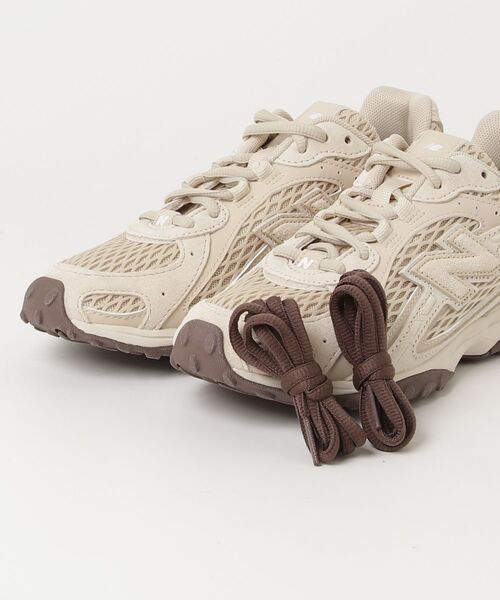 NEW BALANCE(ニューバランス)の「204L(スニーカー・レディース・ホワイト×シルバー/ベージュ/ピンク系その他・29.0cm/25.0cm/24.5cm/24.0cm/23.5cm/23.0cm/22.5cm/28.5cm/28.0cm/27.5cm/27.0cm/26.5cm/26.0cm/25.5cm)」の12枚目の写真