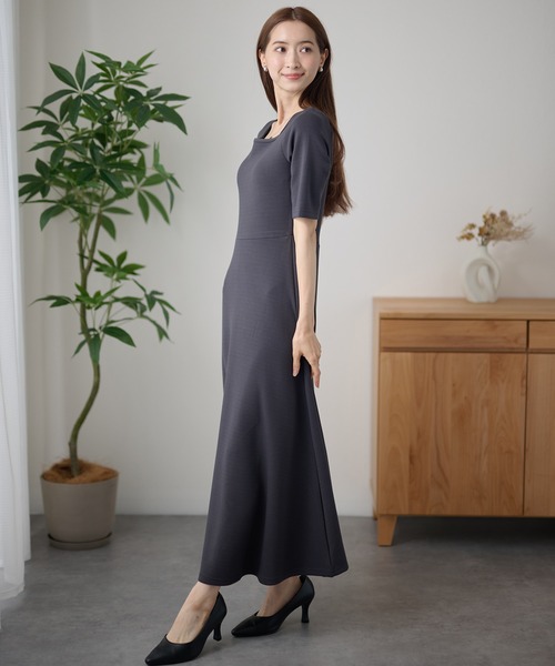 DAYRA（デイラ）の「スクエアネック 切替 フレア 半袖 ロング ワンピース（ワンピース・レディース・ネイビー/ダークグレー/ブラック・FREE/S）」の9枚目の写真