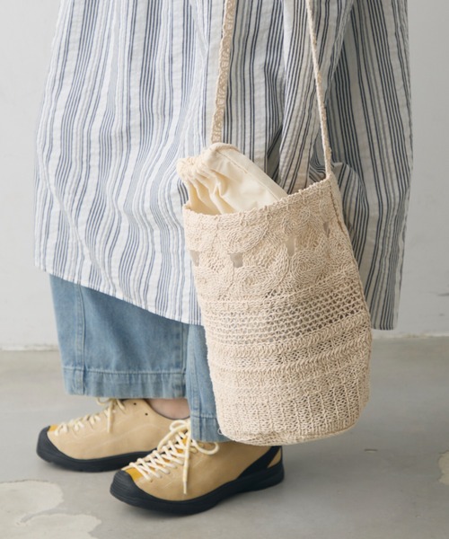 Crisp(クリスプ)の「crochet shoulder bucket bag / クロシェショルダーバケットバッグ(ショルダーバッグ・レディース・ナチュラル・FREE)」の4枚目の写真