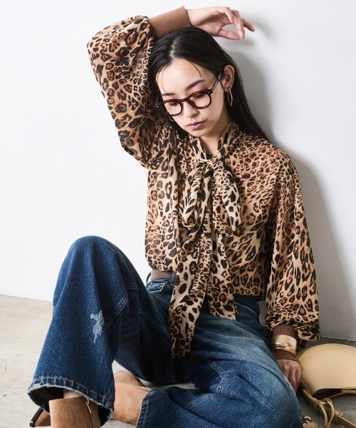 CHIC STYLE(シックスタイル)の「レオパードプリントリボンタイブラウス<大きいサイズ有>シックスタイル(シャツ/ブラウス・レディース・レオパード・M/LL/L/5L/4L/3L)」の8枚目の写真