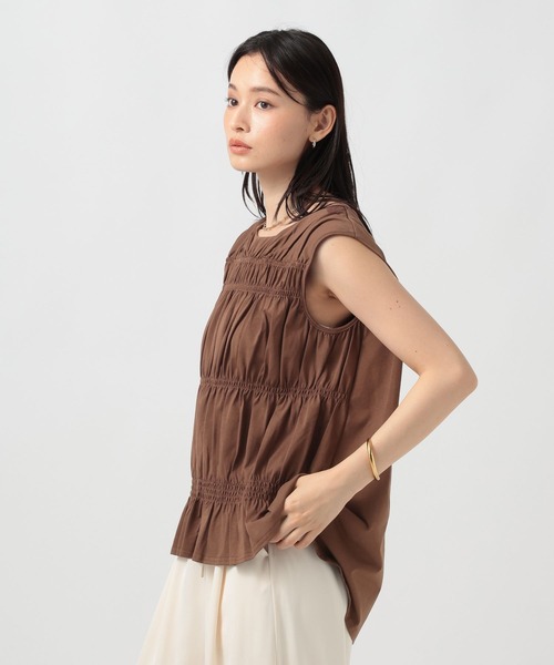 BAYFLOW(ベイフロー)の「フロントシャーリングノースリーブ(Tシャツ/カットソー・レディース・ブラウン/オフホワイト/ブラック・FREE)」の3枚目の写真
