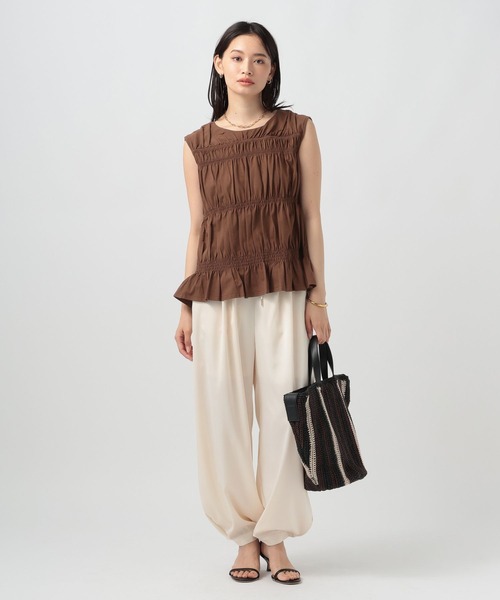 BAYFLOW(ベイフロー)の「フロントシャーリングノースリーブ(Tシャツ/カットソー・レディース・ブラウン/オフホワイト/ブラック・FREE)」の21枚目の写真
