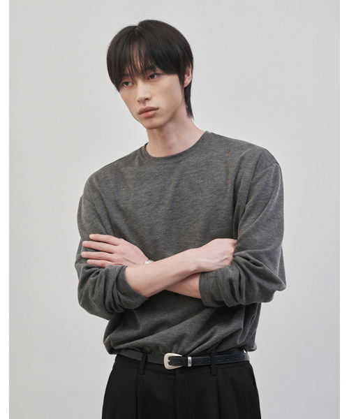 WORK ON BODY OFF(ワークオンボディオフ)の「レスティッド セミオーバーフィット ラウンドネック ニット (4色)(ニット/セーター・レディース・ブラウン/チャコールグレー/ホワイト/ブラック・LARGE/XX-LARGE/X-LARGE/SMALL/MEDIUM)」の14枚目の写真