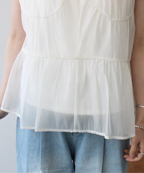 Meli rich（メリーリッチ）の「ビスチェ見えチュールフリルノースリーブプルオーバー（Tシャツ/カットソー・レディース・ブラック/ホワイト/ホワイト×ブラック・FREE）」の4枚目の写真
