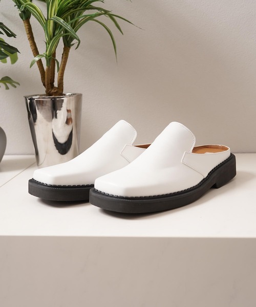 1111clothing(ワンフォークロージング)の「ボリュームアップ スクエアミュールサンダル / Volume Up Square Mule Sandals(サンダル・メンズ・ホワイト/ブラック・26cm/27cm/28cm)」の7枚目の写真