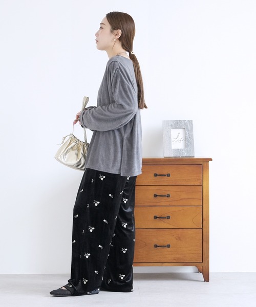 reca(レカ)の「小花柄刺繍ベロアパンツ(その他パンツ・レディース・ブラウン・FREE)」の5枚目の写真