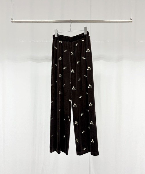 reca(レカ)の「小花柄刺繍ベロアパンツ(その他パンツ・レディース・ブラウン・FREE)」の8枚目の写真