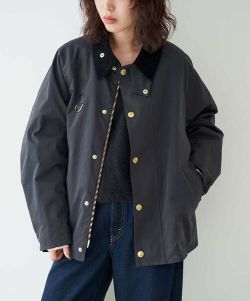 Barbour（バブアー）の「BARBOUR/バブアー SLOBE別注 TRANSPORT modify（その他アウター・レディース・ベージュ/ライトグレー・38/36）」の3枚目の写真