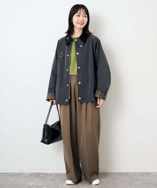 Barbour（バブアー）の「BARBOUR/バブアー SLOBE別注 TRANSPORT modify（その他アウター・レディース・ベージュ/ライトグレー・38/36）」の4枚目の写真