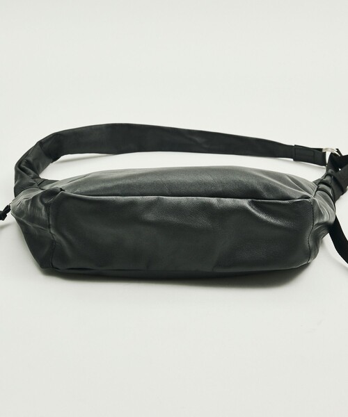 Firsthand(ファーストハンド)の「Firsthand/ファーストハンド Function Half Moon Shoulder / ハーフムーン ショルダーバッグ【限定展開】(ショルダーバッグ・メンズ・ブラック・ONE SIZE)」の11枚目の写真