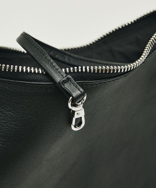 Firsthand(ファーストハンド)の「Firsthand/ファーストハンド Function Half Moon Shoulder / ハーフムーン ショルダーバッグ【限定展開】(ショルダーバッグ・メンズ・ブラック・ONE SIZE)」の16枚目の写真
