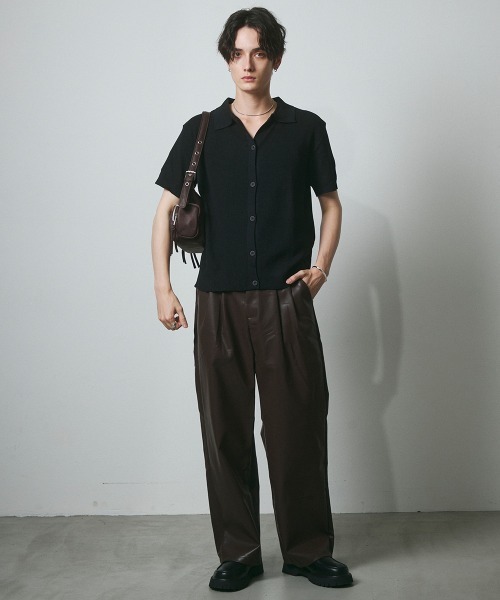 DAZE（デイズ）の「合成皮革 2タックワイドパンツ（その他パンツ・メンズ・ブラック/ブラウン・SMALL/MEDIUM/LARGE/X-LARGE）」の6枚目の写真