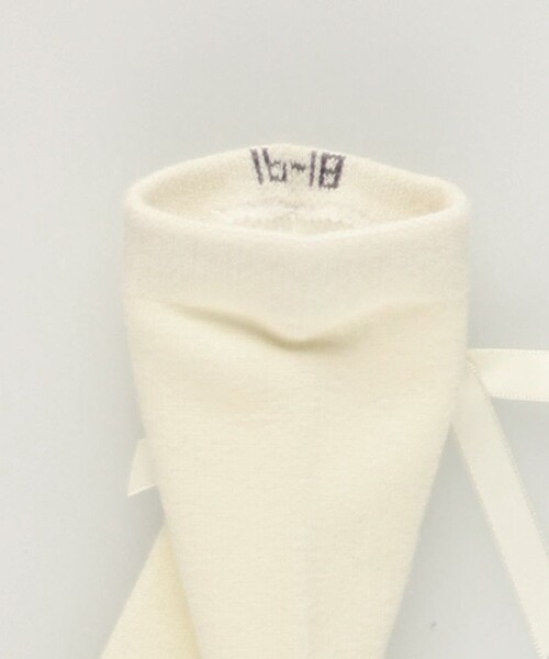 BRANSHES(ブランシェス)の「リボンハイソックス(ソックス/靴下・キッズ・ブラック/アイボリー・19-21㎝/16-18㎝)」の6枚目の写真