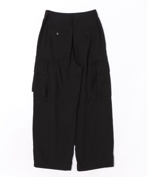CLANE(クラネ)の「CLANE LOW WAIST POCKET CARGO PANTS(その他パンツ・レディース・ブラック/グリーン/オフホワイト・1/2/0)」の4枚目の写真