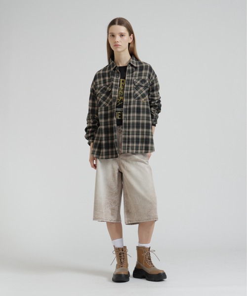 AVIREX（アヴィレックス）の「CHEMICAL WASH CHECK SHIRTS（シャツ/ブラウス・レディース・ベージュ/ライトブラウン/オフホワイト・F）」の5枚目の写真