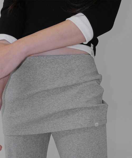 TWEE(トゥウィー)の「バフィン レイヤード セミ bootカット ロングパンツ(その他パンツ・レディース・チャコールグレー/ブラック・FREE)」の6枚目の写真