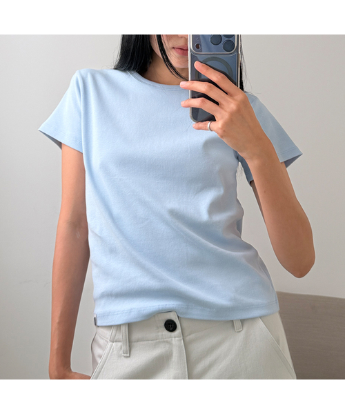 BLUEBRICK(ブルーブリック)の「Base round t-shirt (10colors)(Tシャツ/カットソー・レディース・スカイブルー/ブラック/ブラウン/レッド/ピンク/アイボリー/オートミール/レモンイエロー・SMALL/MEDIUM)」の5枚目の写真