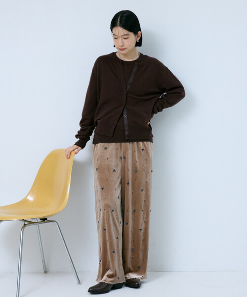 FREAK'S STORE（フリークスストア）の「ベロア 刺繍 スカラップ イージーパンツ（その他パンツ・レディース・ブラウン/キャメル/ブラック・ﾌﾘ-）」の15枚目の写真