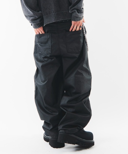 SHORT ROUND(ショートラウンド)の「SHORT ROUND/【26年秋冬新作】コ-ティングカーブデニムパンツ(デニムパンツ・メンズ・ブラック系3・LARGE/MEDIUM)」の15枚目の写真