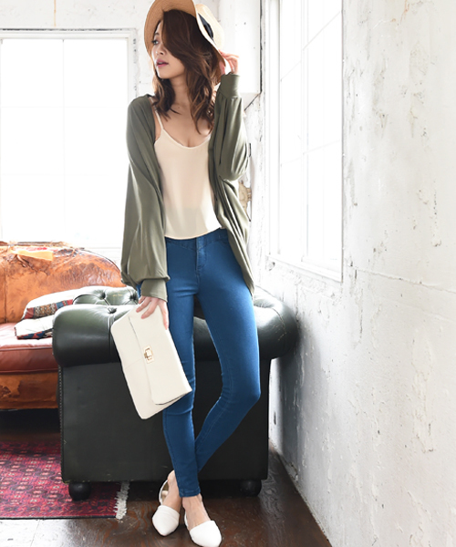 Luz Llena (philter)（ラズレナ　フィルター）の「[存在感ある上品さ]ジョーゼットUネッククロップドキャミソール（キャミソール・レディース・ベージュ/ネイビー/キャメル/アイボリー/ブラック・MEDIUM/LARGE）」の11枚目の写真