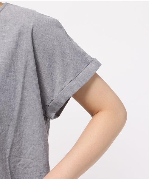 LBC(エルビーシー)の「コットンリネンシャンブレーネジリブラウス(シャツ/ブラウス・レディース・ダークブルー/ネイビー・MEDIUM/LARGE)」の3枚目の写真