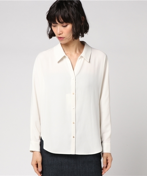 RIVE DROITE（リヴドロワ）の「ドルマンスリーブシャツ（シャツ/ブラウス・レディース・ネイビー/オフホワイト/ライトベージュ・FREE）」の4枚目の写真