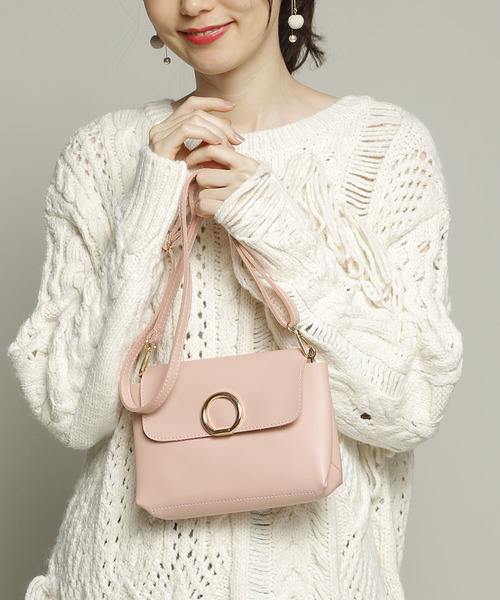 PLAIN CLOTHING（プレーンクロージング）の「フロントサークルショルダーバッグ【PLAIN CLOTHING】（ショルダーバッグ・レディース・ベージュ/ピンク/キャメル/ライトグレー/ブラック/ワイン・FREE）」の5枚目の写真
