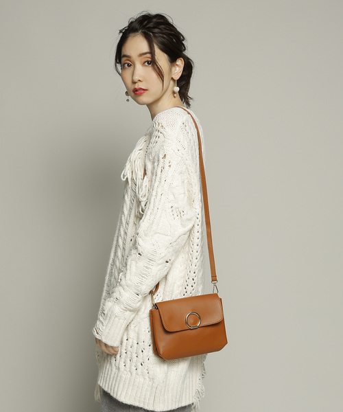 PLAIN CLOTHING（プレーンクロージング）の「フロントサークルショルダーバッグ【PLAIN CLOTHING】（ショルダーバッグ・レディース・ベージュ/ピンク/キャメル/ライトグレー/ブラック/ワイン・FREE）」の20枚目の写真