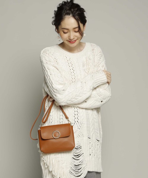 PLAIN CLOTHING（プレーンクロージング）の「フロントサークルショルダーバッグ【PLAIN CLOTHING】（ショルダーバッグ・レディース・ベージュ/ピンク/キャメル/ライトグレー/ブラック/ワイン・FREE）」の19枚目の写真