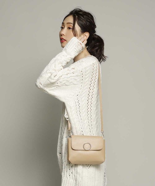 PLAIN CLOTHING（プレーンクロージング）の「フロントサークルショルダーバッグ【PLAIN CLOTHING】（ショルダーバッグ・レディース・ベージュ/ピンク/キャメル/ライトグレー/ブラック/ワイン・FREE）」の18枚目の写真