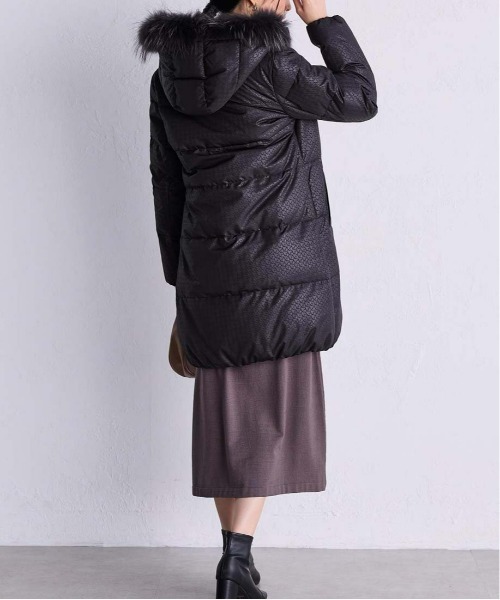 RANAN(ラナン)の「リアルファー付ロング丈ダウンコート(ダウンジャケット/コート・レディース・サンドグレー/キャメル/ブルー系その他/ブラック/杢グレー/ライトグレー/グリーン/ブルー/ブラック系1・L/M/LL)」の10枚目の写真