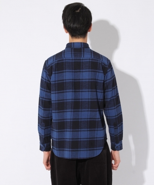 niko and...（ニコアンド）の「Nカルゼネルチェックシャツ【niko and ...】（シャツ/ブラウス・メンズ・レッド/グリーン/ブルー・LARGE/MEDIUM）」の15枚目の写真