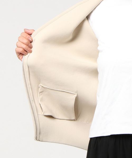 RIVE DROITE（リヴドロワ）の「接結ボンバーカーディガン（ニット/セーター・レディース・ベージュ/カーキ・FREE）」の4枚目の写真