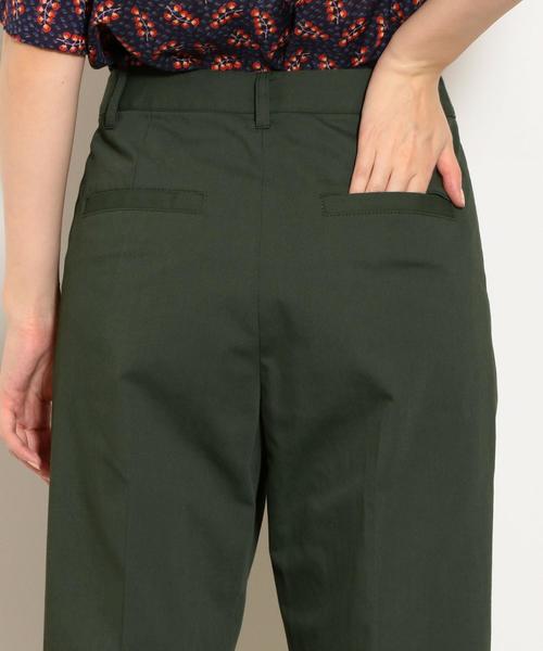 green label relaxing(グリーンレーベルリラクシング)の「SC ワイドカフ セミワイド チノパンツ ◆(チノパンツ・レディース・ベージュ/ダークグリーン・38/36)」の5枚目の写真