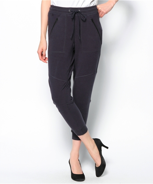 PLST（プラステ）の「切替スウェットクロップドパンツ（その他パンツ・レディース・ブラック/グレー/チャコールグレー/ブルー/ネイビー・2）」の4枚目の写真