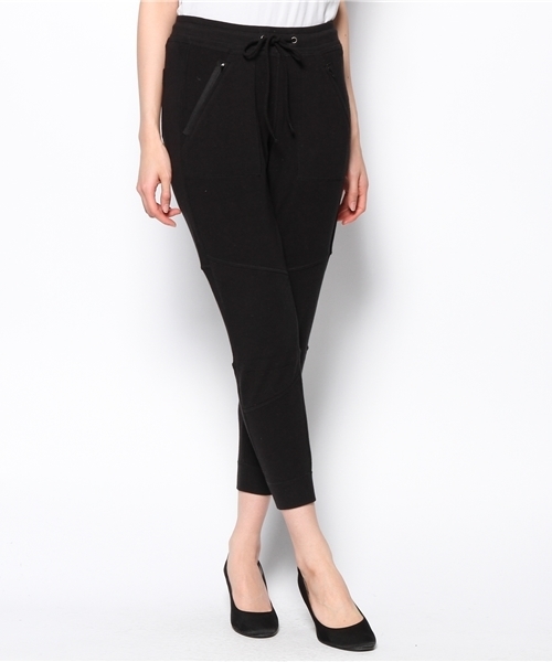 PLST（プラステ）の「切替スウェットクロップドパンツ（その他パンツ・レディース・ブラック/グレー/チャコールグレー/ブルー/ネイビー・2）」の2枚目の写真