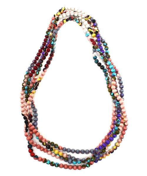 BEAMS BOY（ビームスボーイ）の「BEAMS BOY / シルクウッドネックレス（ネックレス・レディース・ピンク/ネイビー/その他1/その他2・ONE SIZE）」の5枚目の写真