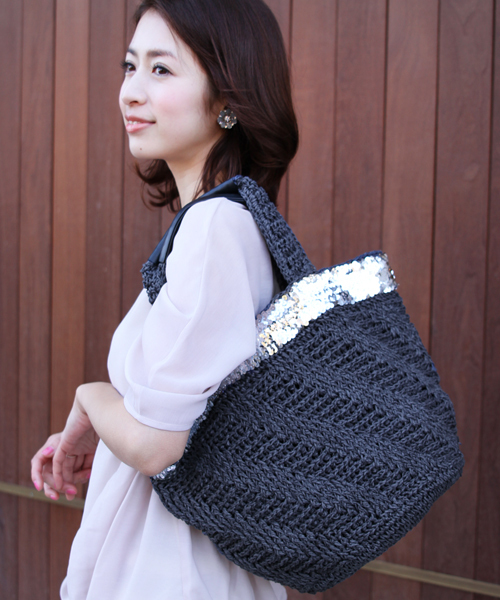 BEAUTY&YOUTH UNITED ARROWS（ビューティーアンドユースユナイテッドアローズ）の「BYSF ∵スパンコールライントート ◆（トートバッグ・レディース・ブラウン/オリーブ/ネイビー・FREE）」の3枚目の写真