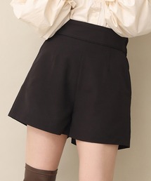 大人カジュアルを今季らしく更新するショートパンツ！ 快適な夏