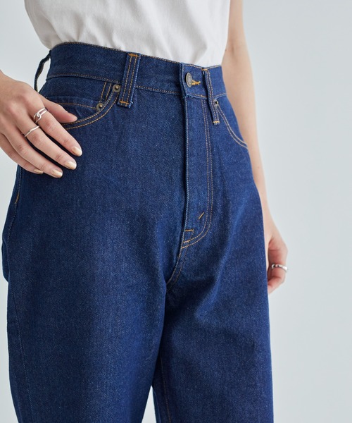 ANGIE（アンジー）の「ハイウエストストレートデニムパンツ【スタイリスト知念美加子さん×ANGIE 別注】（デニムパンツ・レディース・インディゴブルー/ダークインディゴブルー・SMALL/MEDIUM/LARGE）」の12枚目の写真
